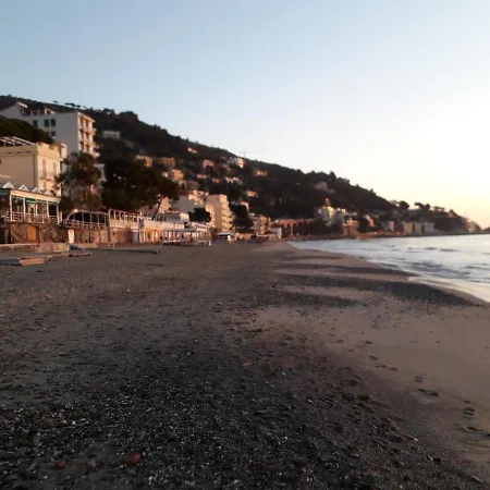 Bed & Breakfast Nido Sul Mare Alassio