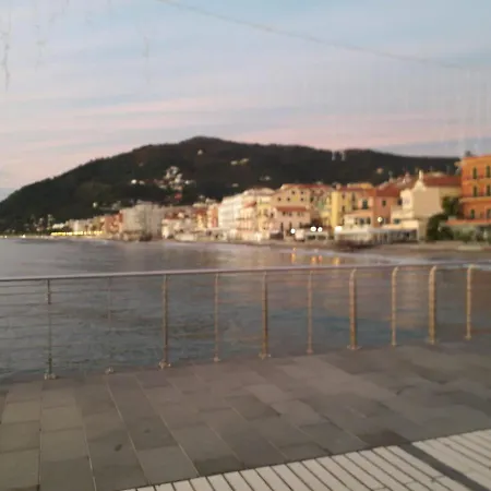 Nido Sul Mare Bed & Breakfast Alassio